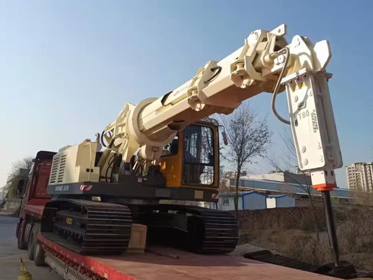 LB120型履帶式全液壓拆爐機